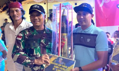 Satgas Pamtas RI-Mly Yon Armed 16/TK Menghadiri Malam Panggung Hiburan Rakyat Dalam Rangka HUT RI ke-78