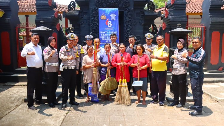 Sambut HUT Lalulintas Ke-68, Bakti Sosial Religi dan Bantuan sosial Digelar Satlantas Polres Pekalongan
