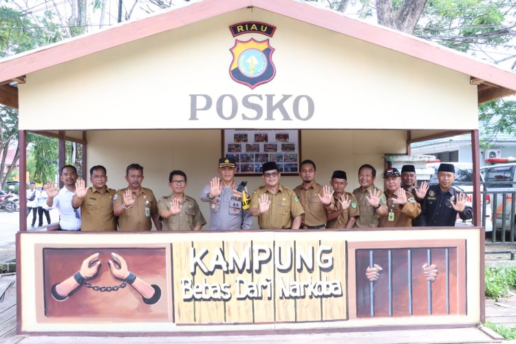 Kapolres Inhil Resmikan Kampung Bebas Dari Narkoba