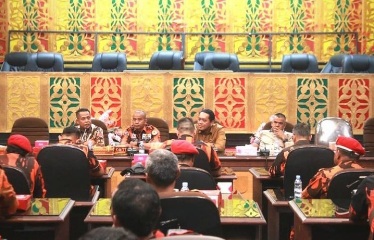 "Puluhan Anggota Ormas PP Siap Mendukung Kinerja DPRD Kota Pekanbaru dengan Berkunjung ke Gedung DPRD"