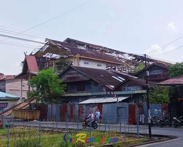 Pasar Pelita Bagansiapiapi Rohil Berubah Menjadi Pasar 'Cerita' dengan Bangunan yang Lusuh dan Semrawut karena 'Dimakan Usia