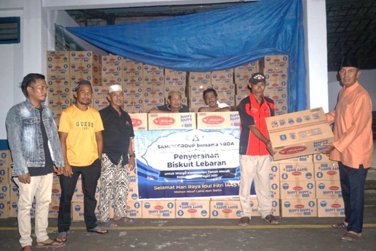 Sambut Idul Fitri 1445 H, Sambu Group dan YBDA Kembali Bagikan Biskuit Lebaran Gratis