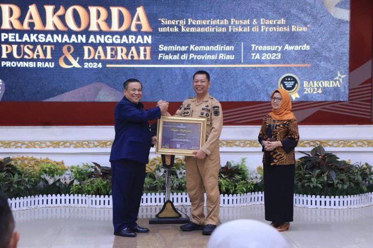 Pemko Pekanbaru Raih Dua Penghargaan di Treasury Award 2024