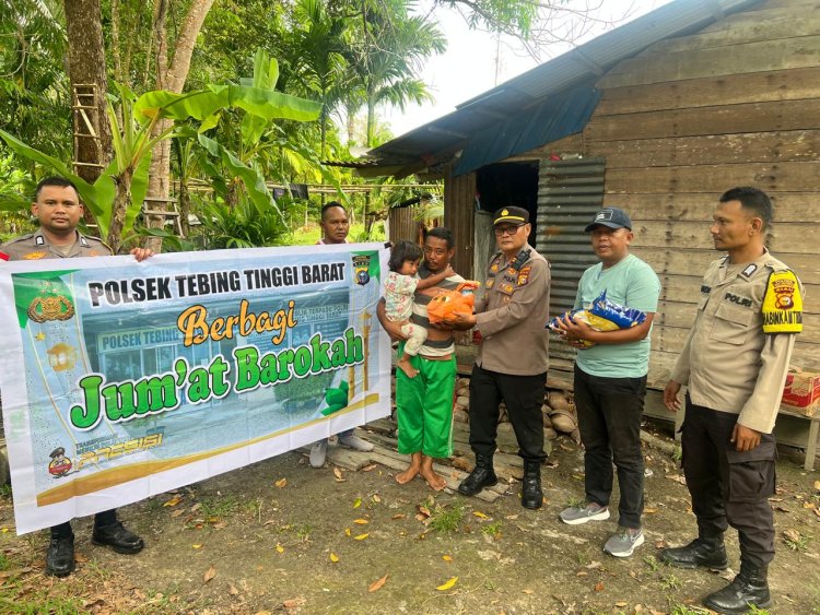Polsek Tebing Tinggi Barat Salurkan Sembako untuk Warga Kurang Mampu