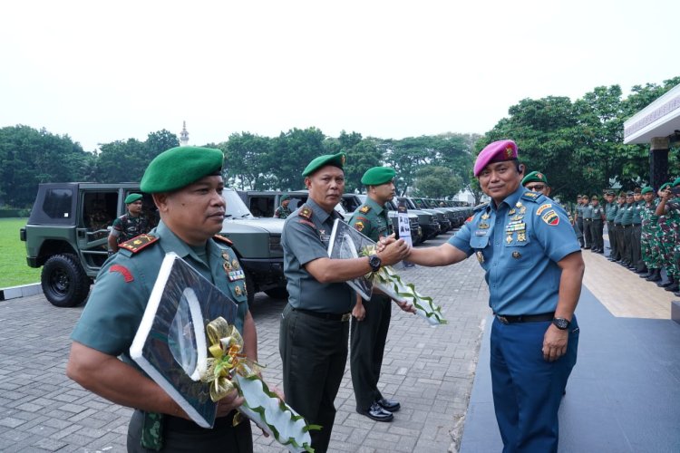 Irdam I/BB Serahkan Secara Simbolis 62 Unit Ransus Maung Bandung kepada Satuan Jajaran Kodam I/BB