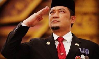 Syahrial Abdi Dilantik Jadi Sekda Riau Definitif di Balai Serindit