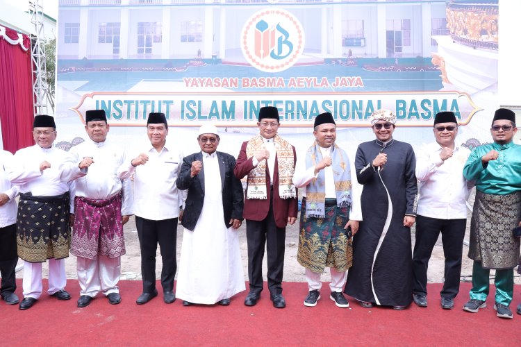 Bupati Rohil Hadiri Peresmian Institut Islam Internasional Basma di Rokan Hulu