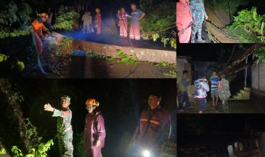 TNI Gerak Cepat Tangani Bencana Angin Kencang di Klego Boyolali