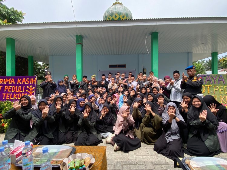 Telkom Riau dan DT Peduli Resmikan Bantuan Air Bersih untuk Ponpes Badrul Islam Pekanbaru
