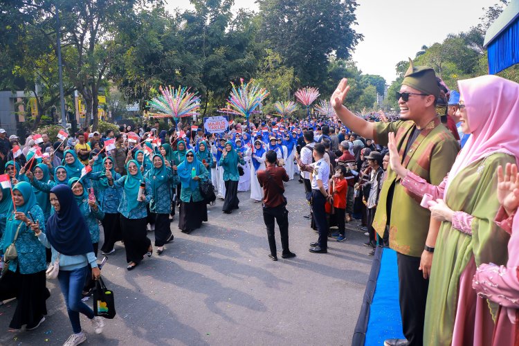 Guyuran Hujan Iringi MTQ ke-57 Pekanbaru, Warga Tetap Antusias