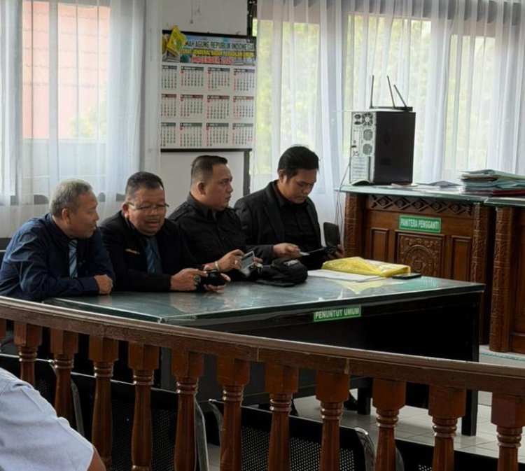 KPK Mangkir di Sidang Perdana Gugatan PMH Marjani di PN Pekanbaru
