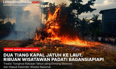 Festival Bakar Tongkang 2026: Dua Tiang Kapal Jatuh ke Laut, Ribuan Wisatawan Padati Bagansiapiapi