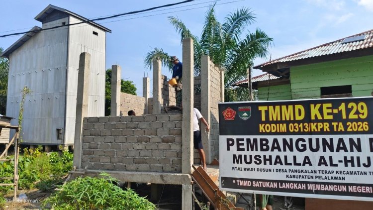Tingkatkan Sanitasi Rumah Ibadah, Pembangunan MCK Mushalla Al-Hijrah dalam Program TMMD Ke-129 Capai 58 Persen