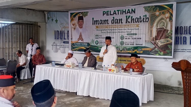 Buka Pelatihan, Wabup Husni Tamrin Dorong Generasi Jadi Imam Dan Khatib Di Pelalawan